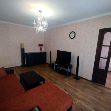 2к.кв. Центр.  Ремонт + мебель+ техніка.