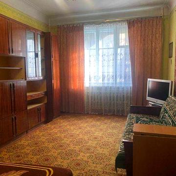Продаж 2 кімнатної квартири в Центрі