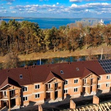 Таунхаус  на березі Дніпра!  Дахнівка!