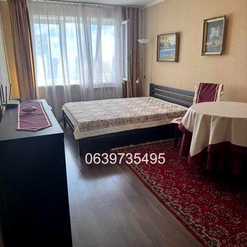 1-кімнатна квартира біля метро Мінська, 37,8 м², перша здача, гарний вид з вікна