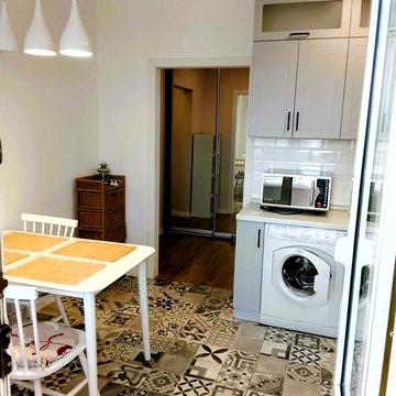 Продаж 1 кім. квартири по вул. Милославська 47 Троещина