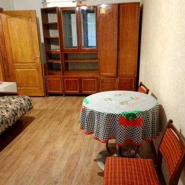Оренда 1 к квартири Івана Авраменка  б.13 (Вечірній)