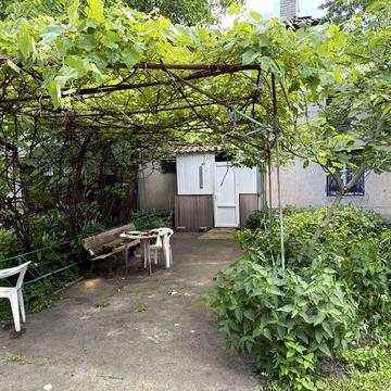 Здам 2к частину будинку у Бортничах. Без хазяїв. Недорого