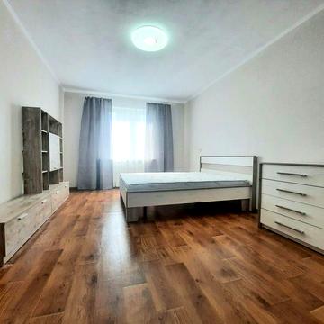 The Lakes, Ясинуватський 11, 1 кімнатна, м. Деміївська