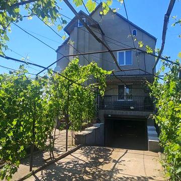 Каролино-бугаз,дом .