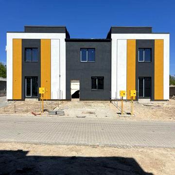 Продам котедж з міськими комунікаціями та газом, асфальтований до їзд , позаду Дріади , район Ювілений ( макарова )
