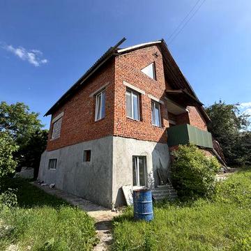 Продам великий будинок с.Смотрич