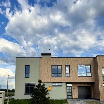 Без комісії! Продаж кутового котеджу 155,2 м² у КМ “Липові Роси”, гараж, тераса