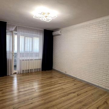 Ексклюзив. Продам СУПЕР 2х кімнатну квартиру в центрі міста Узин