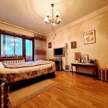 Берестейський провулок 6/10. Продаж однокімнатної квартири з ремонтом. Метро Політехнічний інститут КПІ