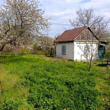 Продається дача. Земельна ділянка під забудову.
