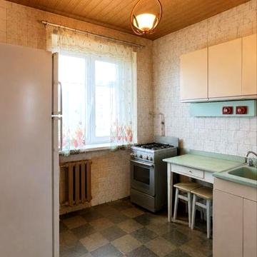 Продаж 2- кімн.  квартири, 49 м2, пр. Перемоги , Круг