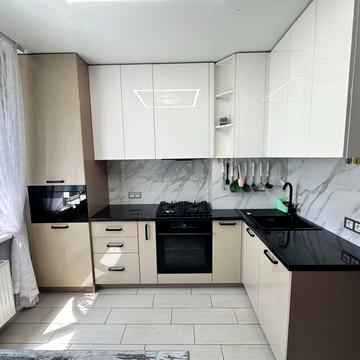 Продаж 2-х кімнатної квартири пр-т Незалежності 36/ Макдональдс / Новус / лишають все /