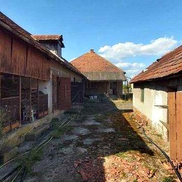 Будинок з мінімальними вкладеннями