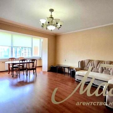 Продаж 3кімнатної квартири біля метро Печерська вул. Лесі Українки