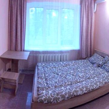 Сдам студію м Берестейська 4хв. пішки, довгостроково,5500