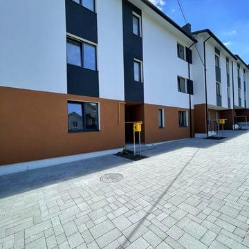 2-км кварт, 58,6м2, здано, є газ, 2 км до центру, бічна Варшавська