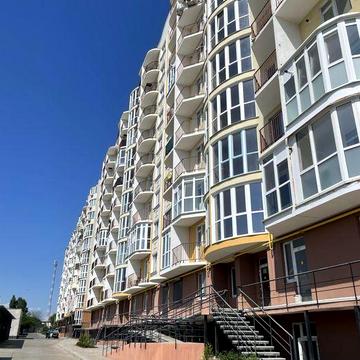 Продам 1 комнатную  в новом доме