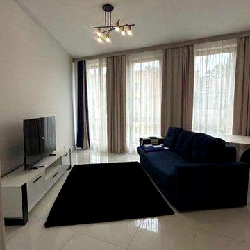 Forum Apartments Простора 1 спальня + кухня-вітальня 58 м²
