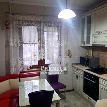 Продам 3 кімнатну квартиру на Добровольского.