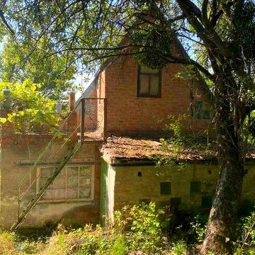 Продається дачний будинок в с.Гавронці
