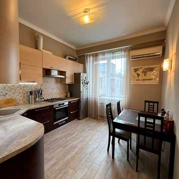 Продаж,  Квартира,  2 комнаты,  58 м²,  Ришельевская,  Центр,  Одесса