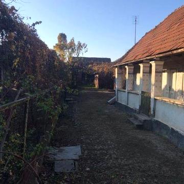 ПРОДАЄТЬСЯ  будинок  в місті Мукачево