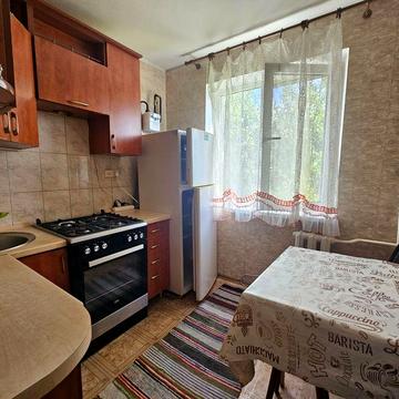 Оренда 2к на 44 кв-лі/ вул.Лисяка