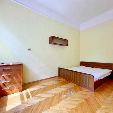 Здається 1к квартира на вул. Клепарівська