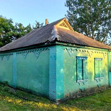 Продам будинок. Можлива оплата частинами за домовленістю.