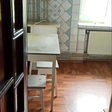 Продам 2 кімнатну квартиру 43/27/6 , на Одеській