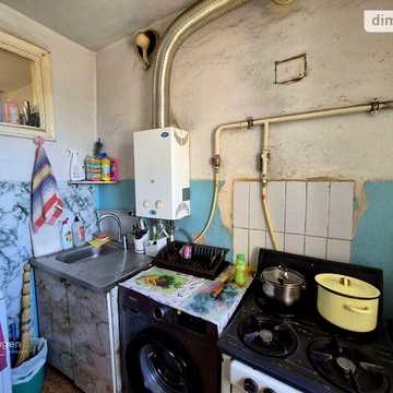 Продаж 2к Квартира Космонавтів вулиця