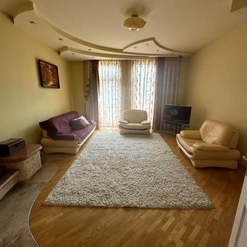 Оренда квартири 3к\центр\Довженка\від власника