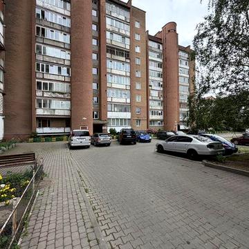 Продам 4к. Квартиру в місті Коломия