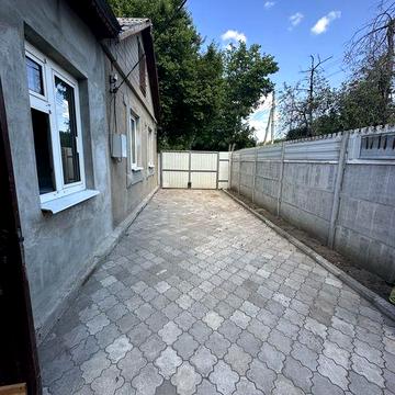 Сдам дом в центральной части города улица Европейская (Новгородская) возле Центрального Парка метро Ботанический Сад Саржин Яр