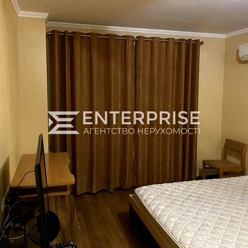 Продаж однокімнатна квартира з якісним ремонтом, метро Позняки