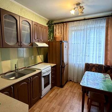 3к Ковпака рн Тюльпана (65кв) 1/10 эт, ремонт, мебель, огород