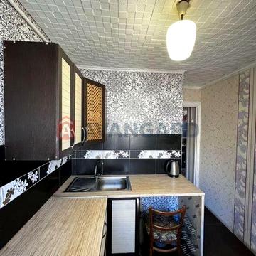 Продам 2-кімнатну квартиру без боргів (вул. Миру, 17)
