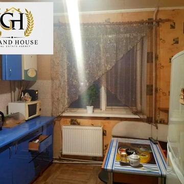 Продам двокімнатну квартиру. Вулиця Незалежності.