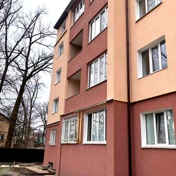Продаю квартиру в цоколі без ремонту біля парку Незнайка в Ірпені