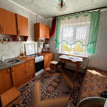 Продаж 1-но кім.в 4-м  мікрорайоні