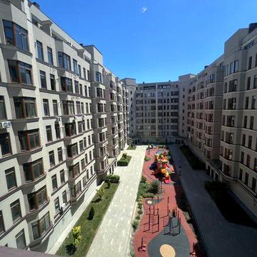 Продам квартиру 1000 $ за кв.м ЖК Авиньон