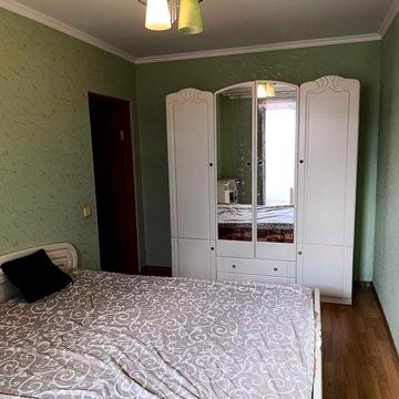 Оренда 3 кімнатної квартири Домбровського 53