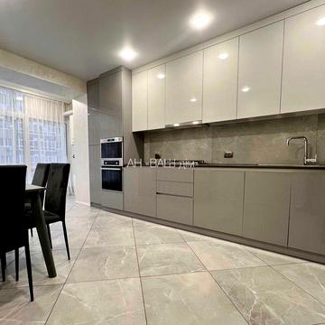 Оренда 2-кім. квартира, вул. Височана, 18 ЖК Містечко центральне ЦЕНТР