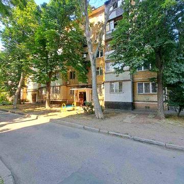 Квартира на Таирова под ремонт по хорошей цене! Госпрограммы