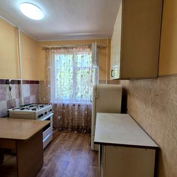 3- кімната  квартира на  Коваленка ( Пухова)