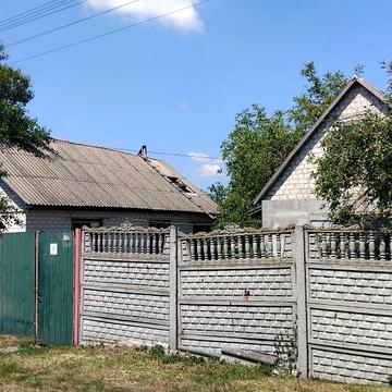 Домоволодіння, с. Слобода, центр (п3)