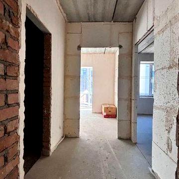 Продажа 1к, 42 м2. Можна під програми