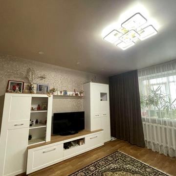 Продам свою улучшенную 3 комнатную квартиру в р-н Института связи ЖК ОСББ