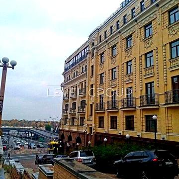 2К Боричів Узвіз, 5 Поділ Поштова Площа